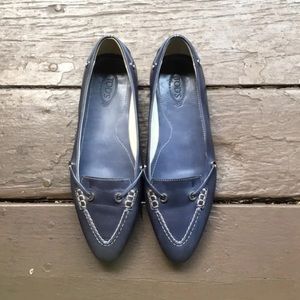 SUPER SALE! 🌸 Tod’s Women’s Blue Loafers Size 35